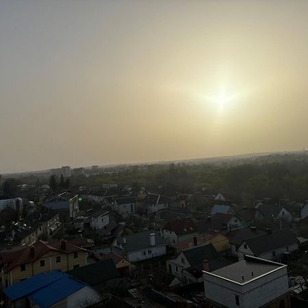 Апартаменти Класу Люкс В Жк Яровиця,1 Спальня Lutsʼk Exterior foto